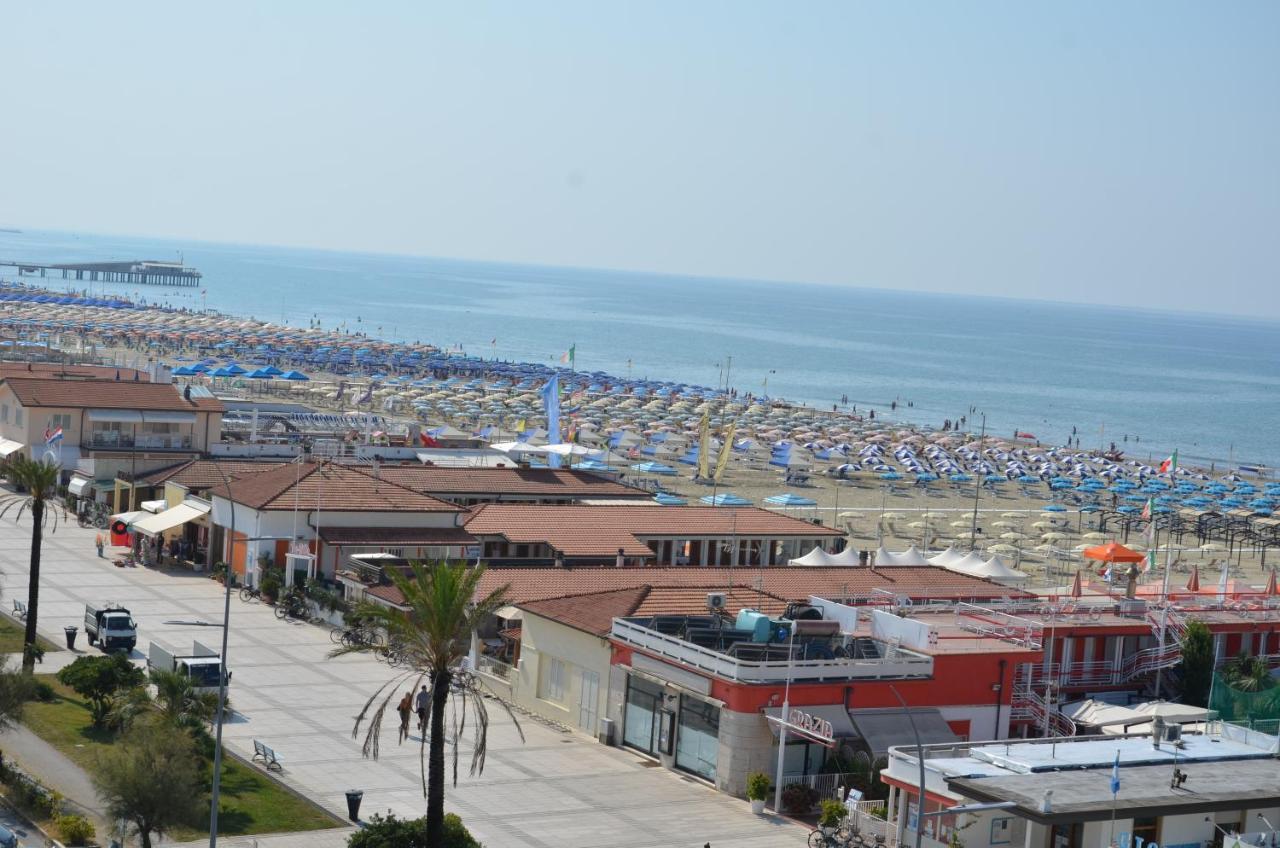 Hotel Biagiotti Lido di Camaiore Exterior foto