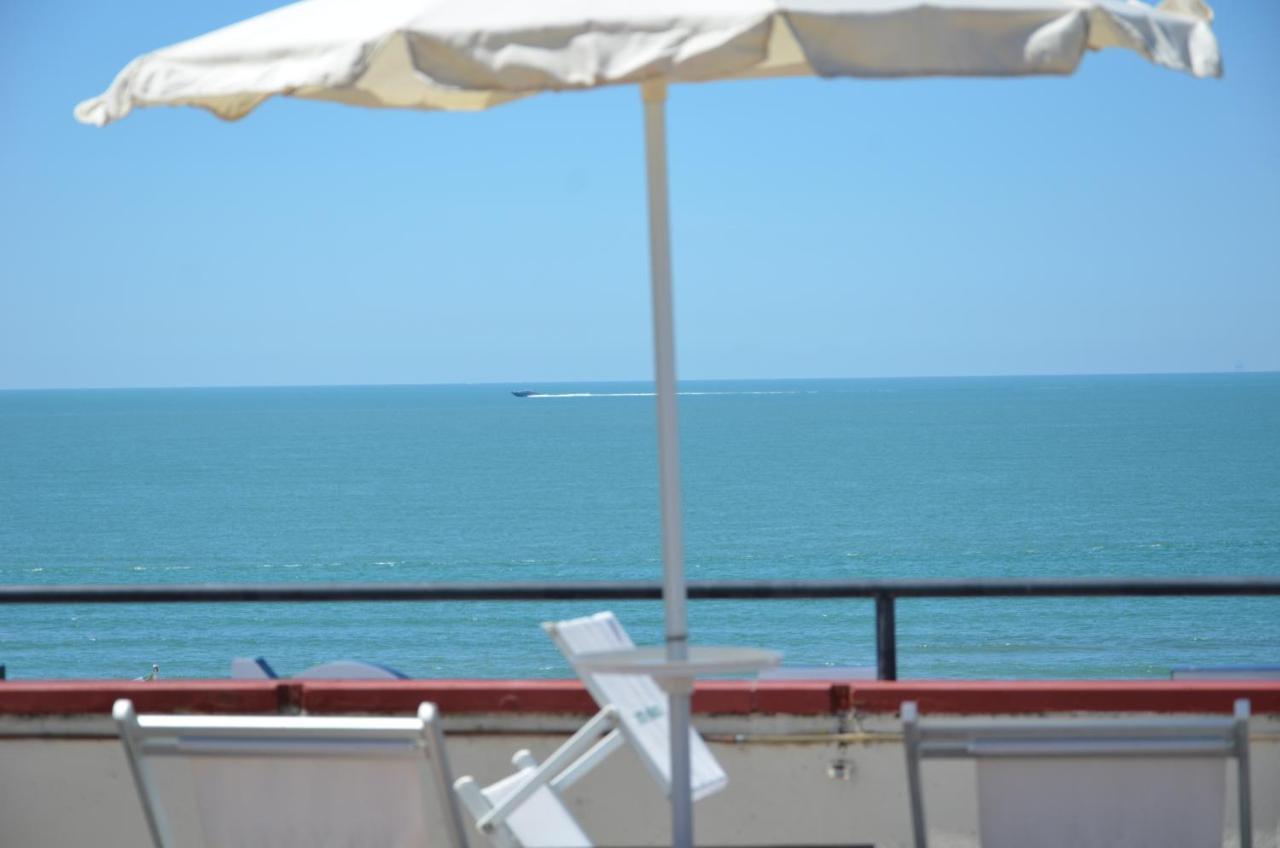Hotel Biagiotti Lido di Camaiore Exterior foto