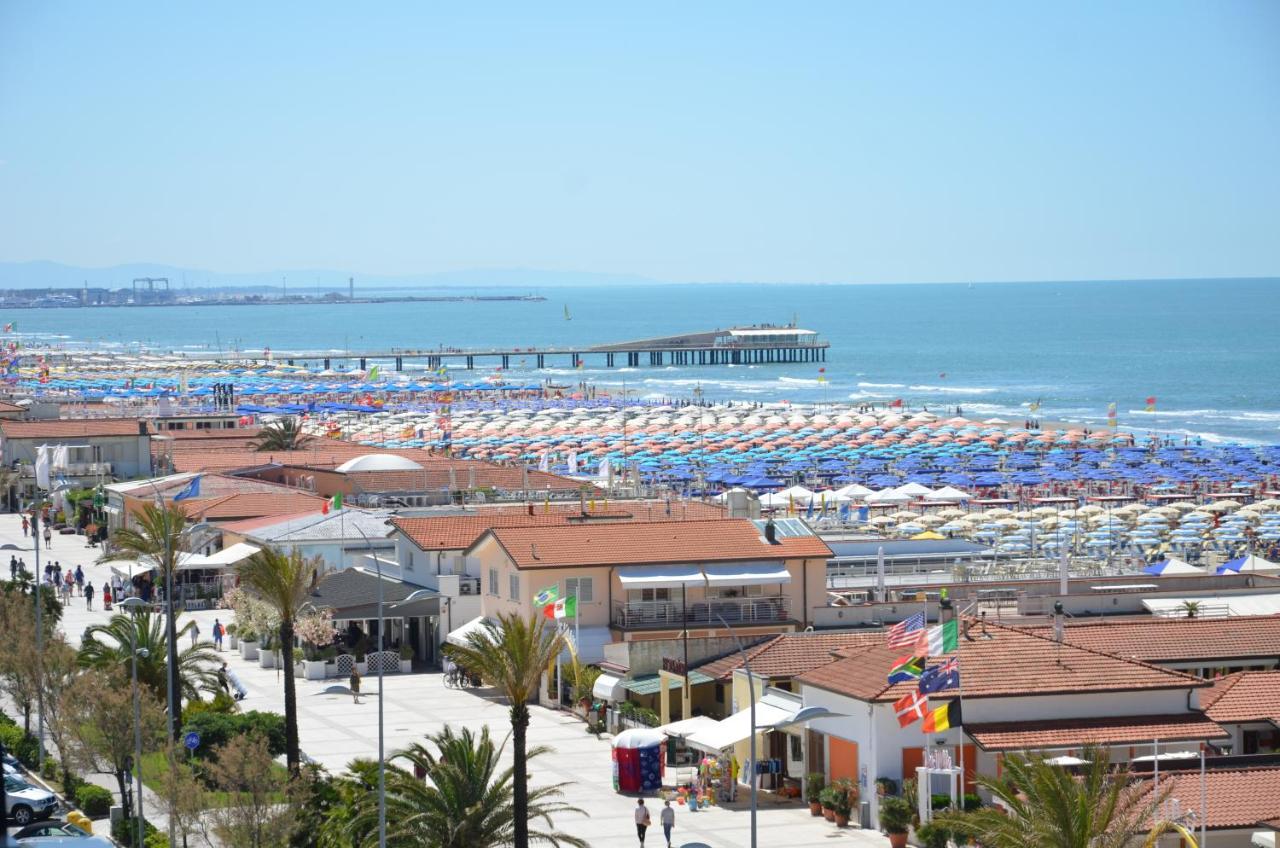 Hotel Biagiotti Lido di Camaiore Exterior foto