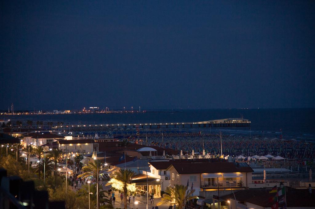 Hotel Biagiotti Lido di Camaiore Exterior foto
